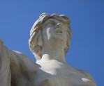 Detalle de escultura de Lola Mora en el Pasaje Juramento